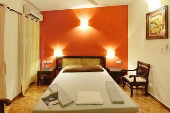 Zo Rooms Candolim Football Ground Exterior foto